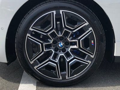 صورة 9 لـ 2026 BMW IX