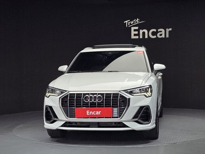 AUDI Q3 - 2