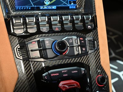 2022 Lamborghini AVENTADOR — миниатюра 46