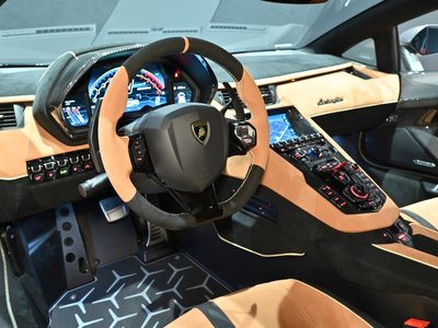 صورة 3 لـ 2022 Lamborghini AVENTADOR