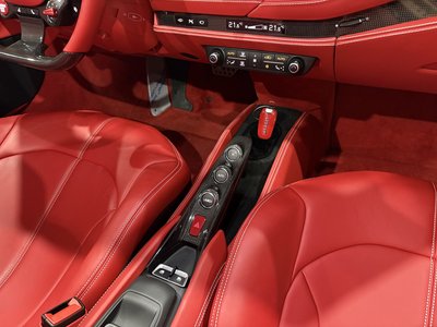2021 Ferrari F8 SPIDER 缩略图 17