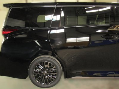 TOYOTA VELLFIRE - 10