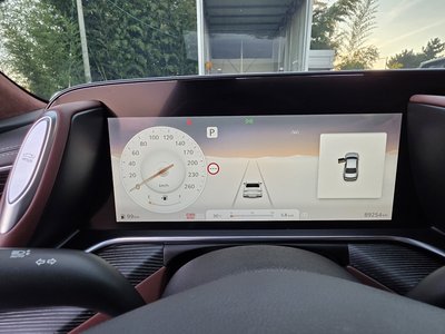 صورة 6 لـ 2022 Genesis G90 (RS4)