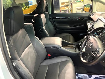TOYOTA ALPHARD - 8