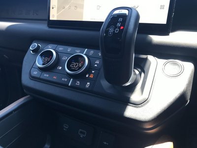 صورة مصغرة 34 لـ 2024 LAND Rover DEFENDER