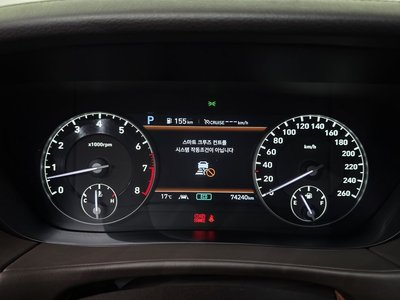 صورة 8 لـ 2019 Genesis G90