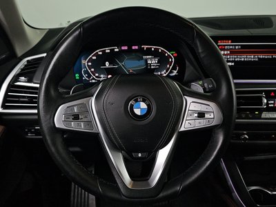 2021 BMW X7 — миниатюра 19