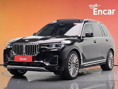 2021 BMW X7 — фото 1