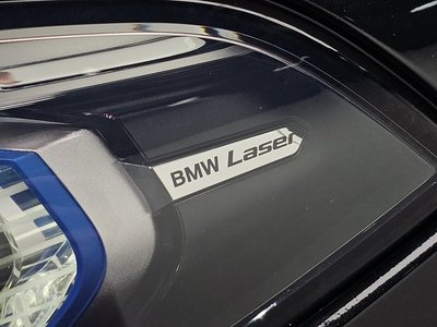2021 BMW X7 — миниатюра 28