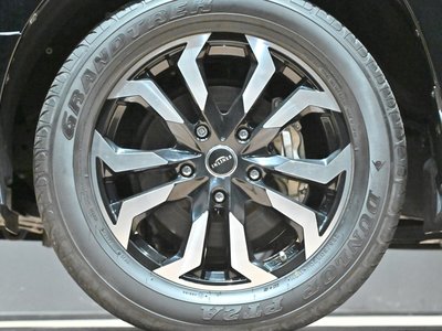 صورة 4 لـ 2017 Toyota LAND CRUISER 200