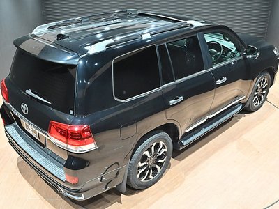 صورة 9 لـ 2017 Toyota LAND CRUISER 200