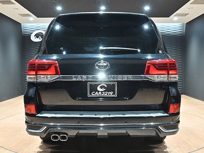 صورة 7 لـ 2017 Toyota LAND CRUISER 200
