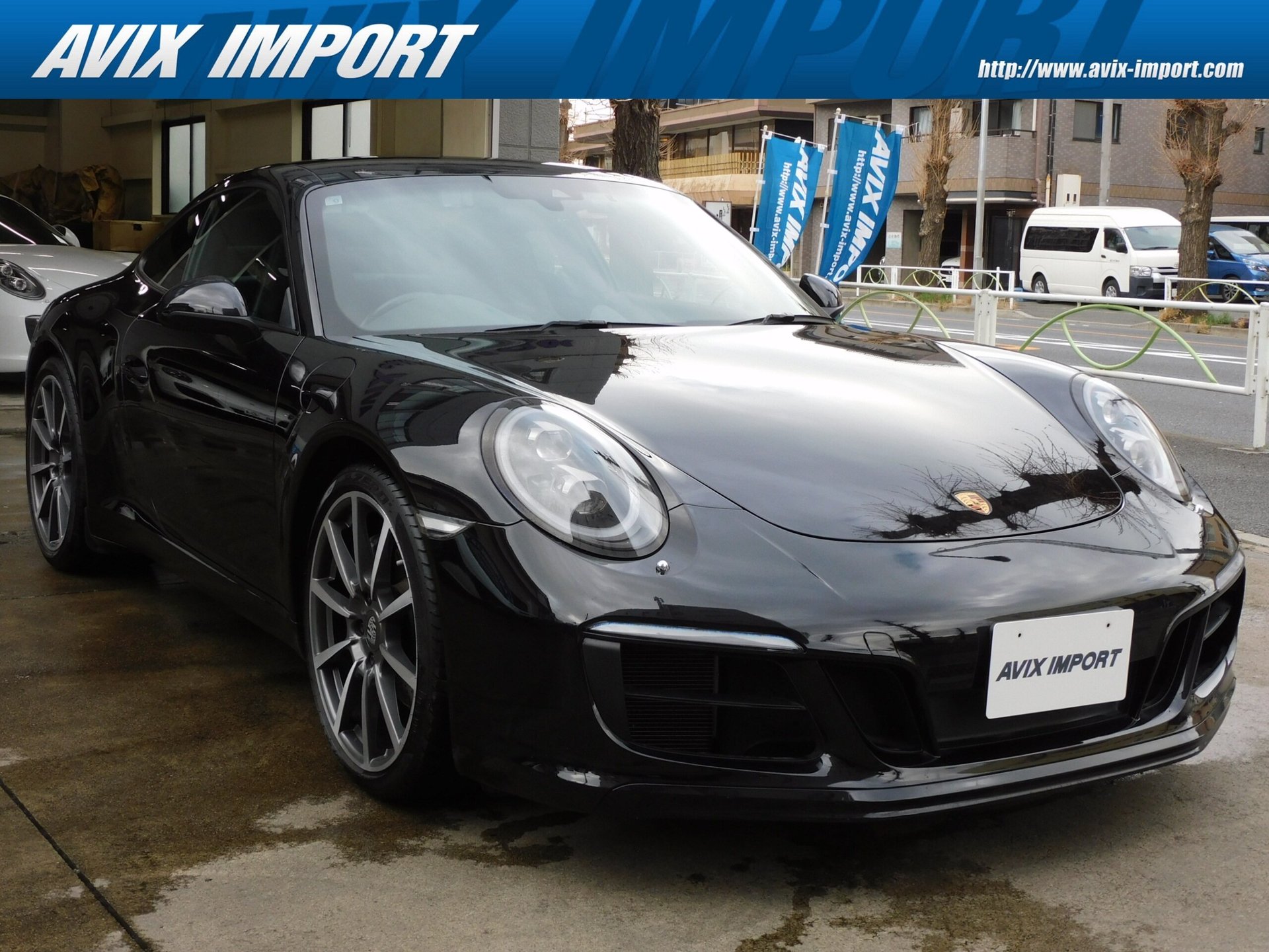 PORSCHE 911 - View 1