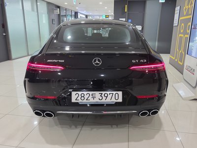 2025 Mercedes-BENZ GT AMG 照片 3