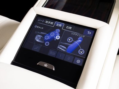صورة مصغرة 13 لـ 2019 Lexus LS