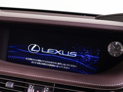 صورة مصغرة 23 لـ 2019 Lexus LS