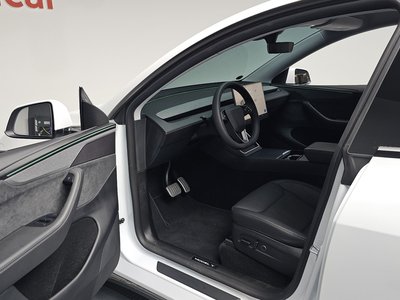 2025 Tesla MODEL Y 缩略图 13