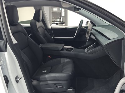 2025 Tesla MODEL Y 缩略图 16