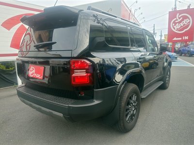 TOYOTA LAND CRUISER - 5