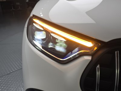 MERCEDES-BENZ GLC - 9
