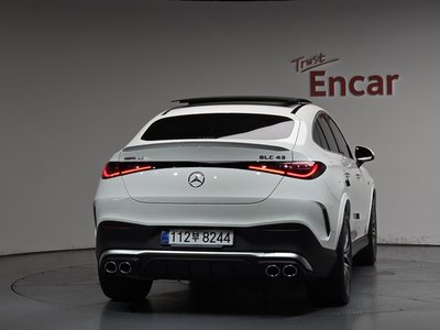 MERCEDES-BENZ GLC - 4