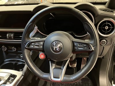 ALFA ROMEO STELVIO - 5