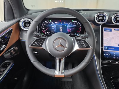 2025 Mercedes-BENZ GLC — миниатюра 20