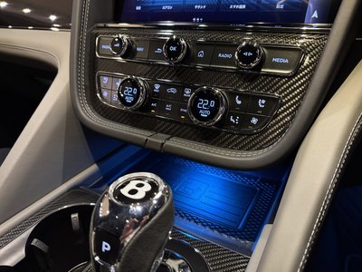 2024 Bentley BENTAYGA thumbnail 25