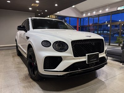 2024 Bentley BENTAYGA photo 1