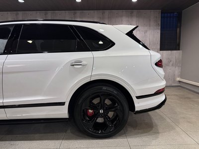 2024 Bentley BENTAYGA thumbnail 66