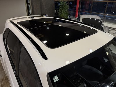 2024 Bentley BENTAYGA thumbnail 47