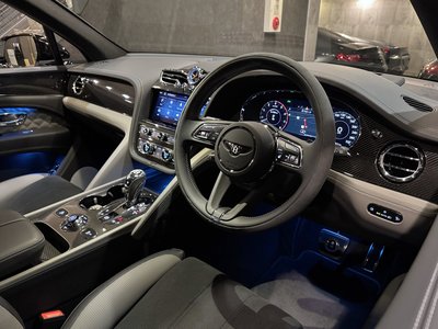 2024 Bentley BENTAYGA thumbnail 13
