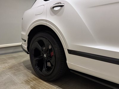 2024 Bentley BENTAYGA thumbnail 46