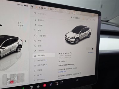 2022 Tesla MODEL Y — миниатюра 11