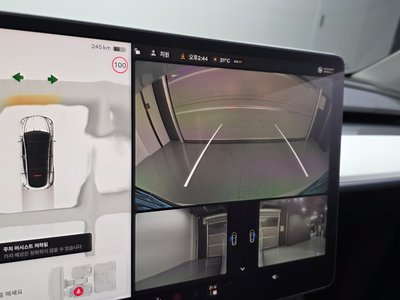 2022 Tesla MODEL Y — миниатюра 21
