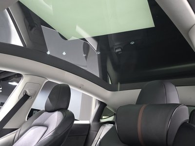 2022 Tesla MODEL Y — миниатюра 23