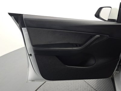 2022 Tesla MODEL Y — миниатюра 14