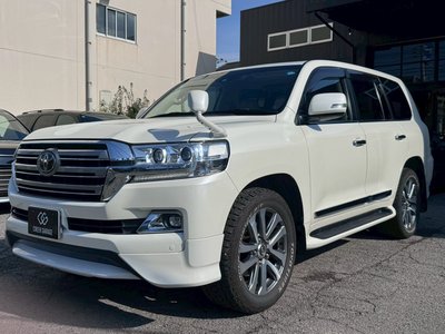 TOYOTA LAND CRUISER - 3