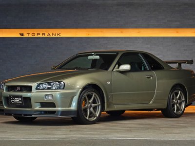 NISSAN SKYLINE GT-R