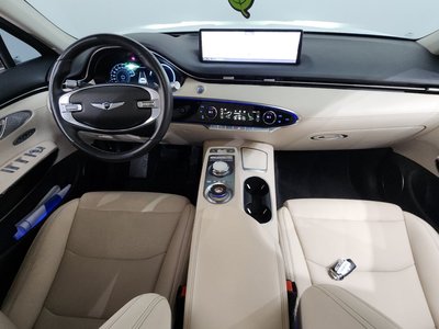 صورة 4 لـ 2021 Genesis GV70