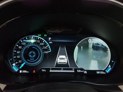 صورة 8 لـ 2021 Genesis GV70