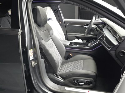 صورة مصغرة 12 لـ 2025 AUDI S8