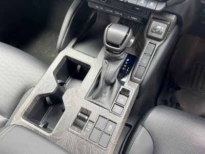 2025 Toyota LAND CRUISER 250 — миниатюра 33