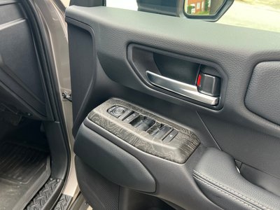2025 Toyota LAND CRUISER 250 — миниатюра 26