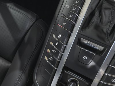 2020 Porsche MACAN — миниатюра 26