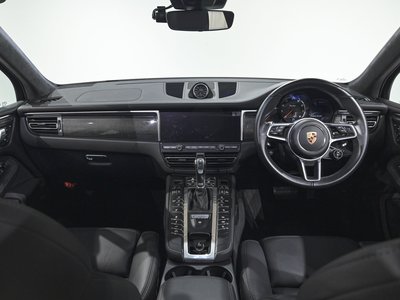 2020 Porsche MACAN — миниатюра 29