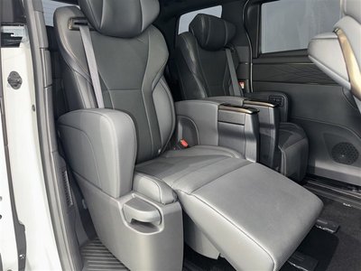 صورة مصغرة 30 لـ 2024 TOYOTA ALPHARD