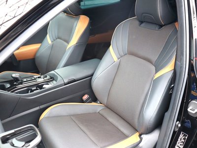 صورة مصغرة 34 لـ 2022 Toyota CROWN CROSSOVER