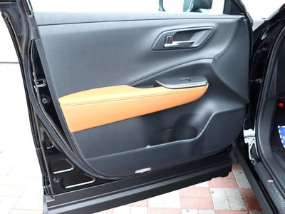 صورة مصغرة 37 لـ 2022 Toyota CROWN CROSSOVER