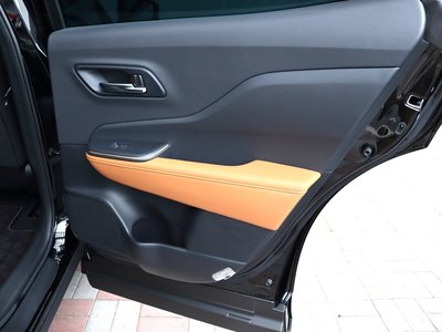 صورة مصغرة 41 لـ 2022 Toyota CROWN CROSSOVER